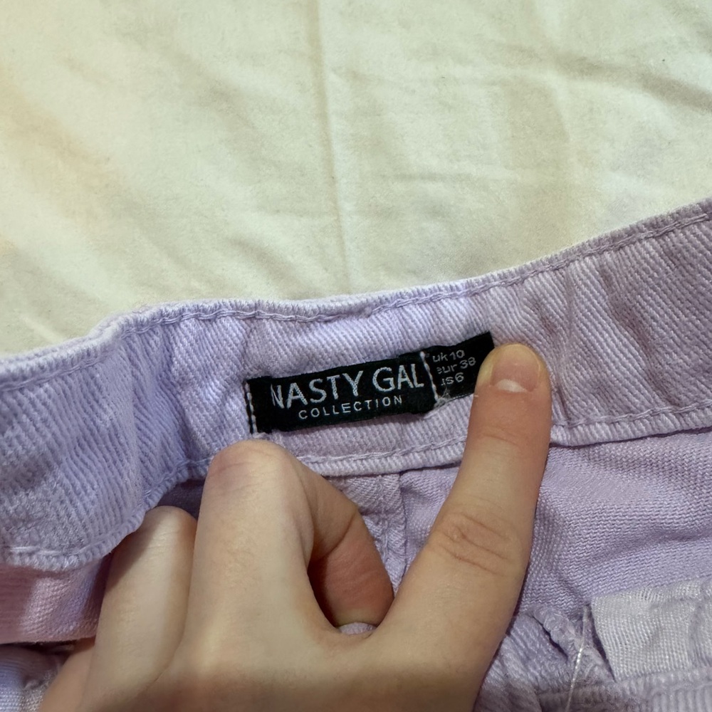High Rise Shorts - Picture 3 of 3